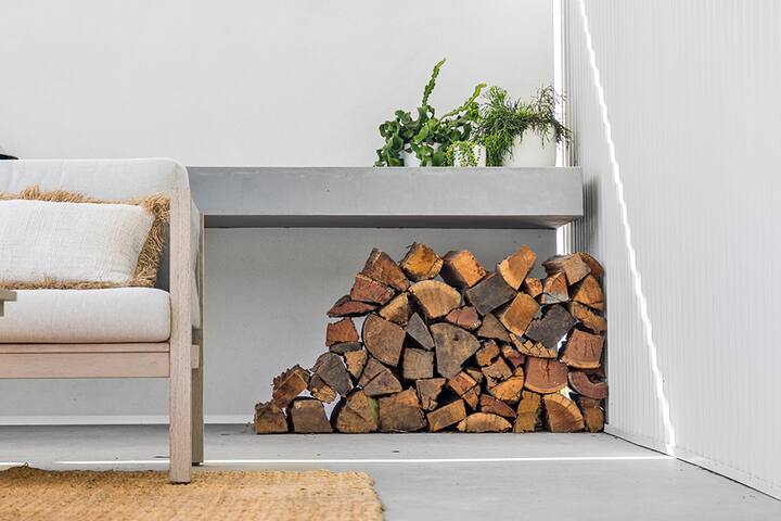 The White Barn- Byron Bay Hinterland, Ocean Views gallery image 3