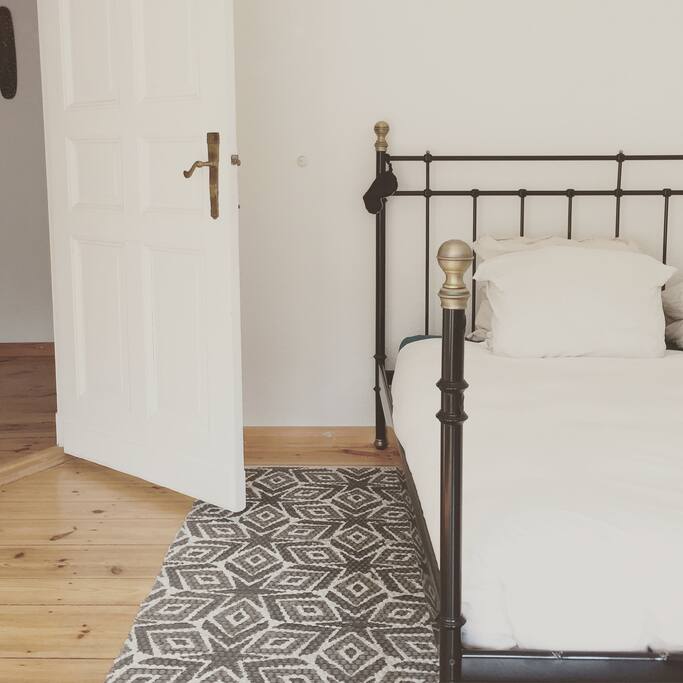 Bedroom2