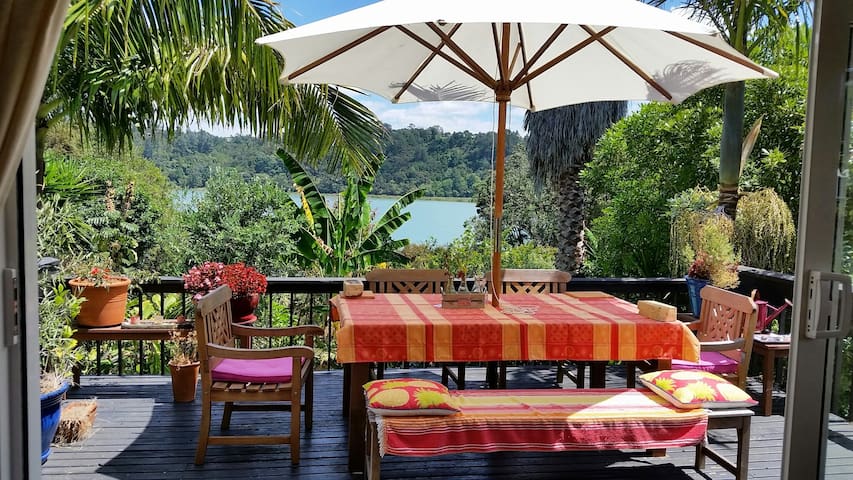 Beautiful bedroom in a sunny house, great view!