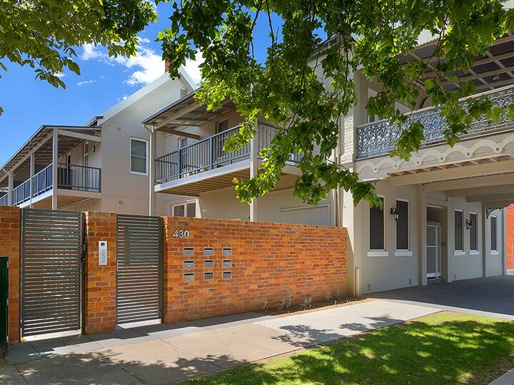 Albury Holiday Rentals & Homes New South Wales, Australia Airbnb