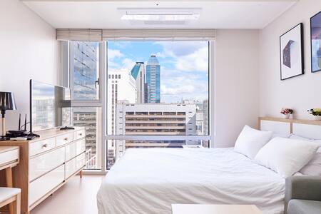 #1) 10 Sec from Gangnam Station, 강남역 10초 거리