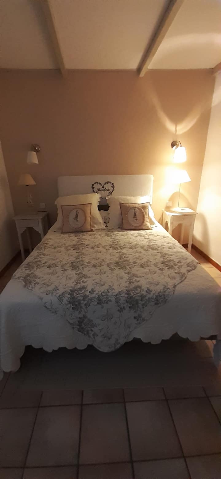 Schlafzimmer 2