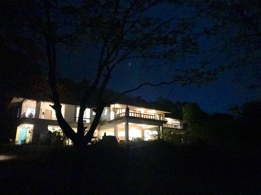 Night vision of the villa.