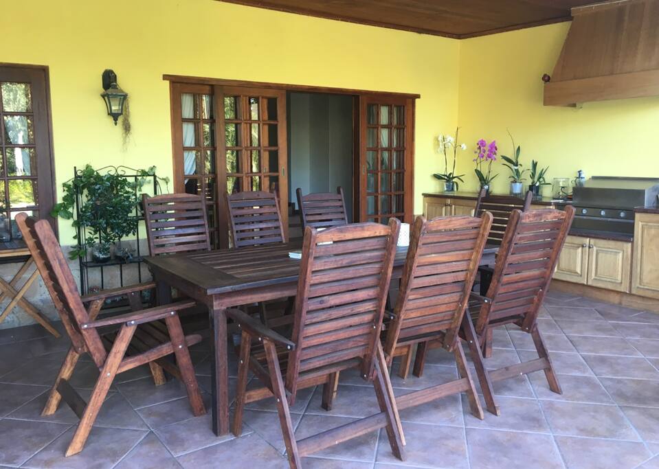 Our lovely outside-chill area, perfect for braais and just enjoying the surrounding peaceful environement.