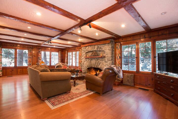 Mt. Baldy Bear Creek Cottage gallery image 4