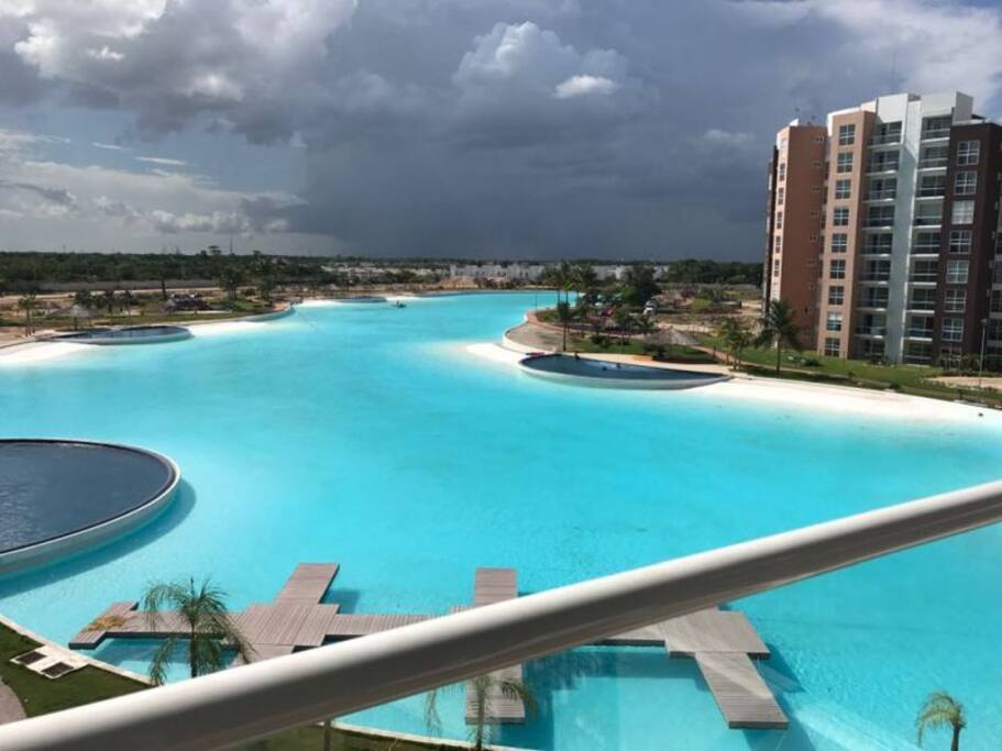 Lagoon & Pools