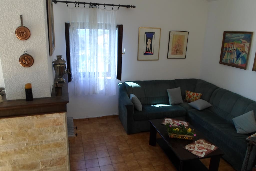 sitting area