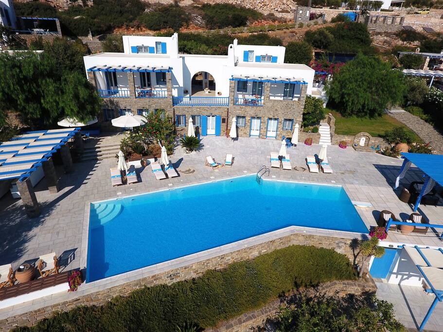 From high above!
That is a really big swimming pool!!!!