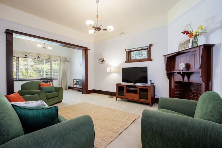 Curtin Family Home Restored By The National Trust - Perth