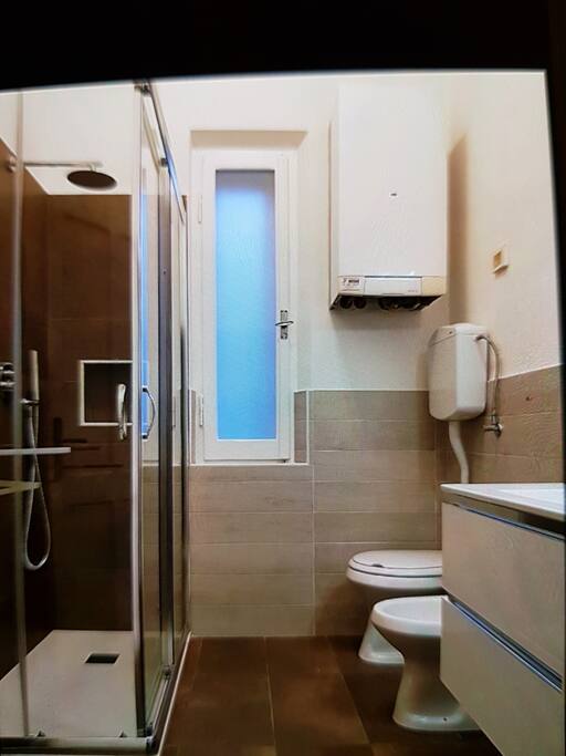 bagno piano primo