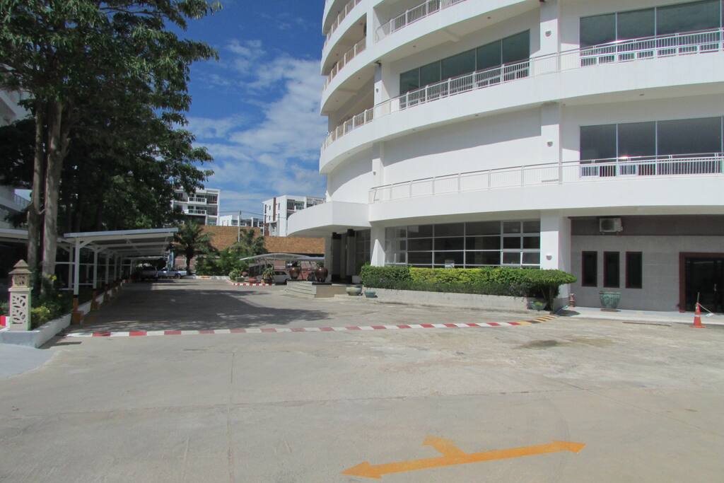 Parking lot