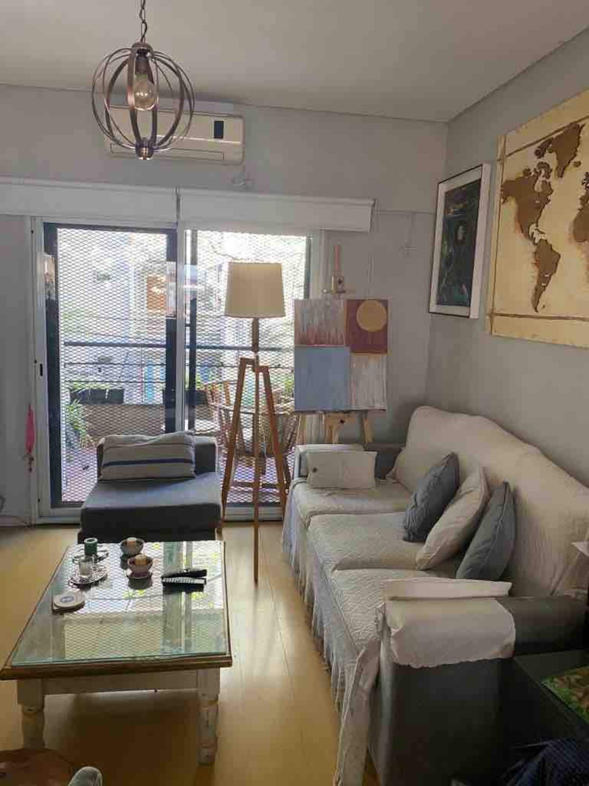 Apartamento de dois ambientes mobiliado em Almagro