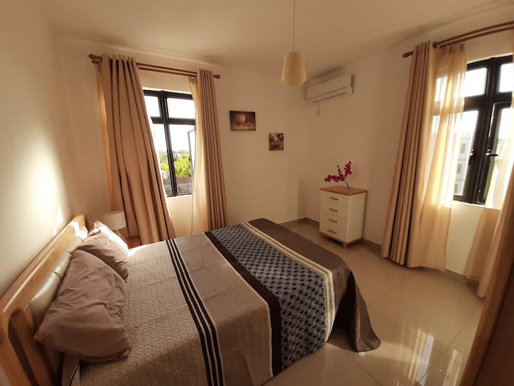 חדר עם נוף לבריכה 