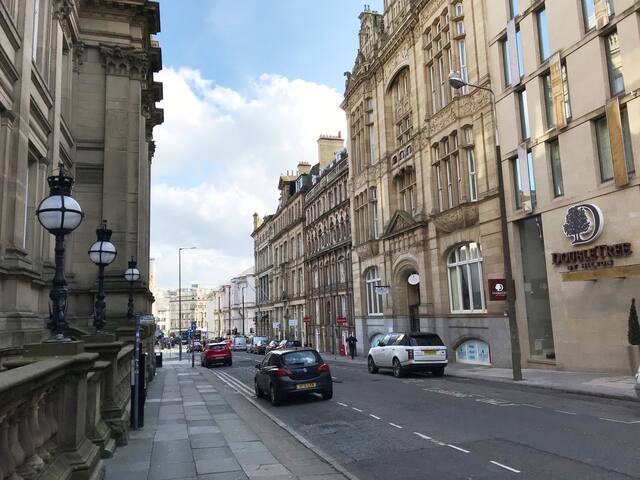 The Perfect Apartment for Explorers