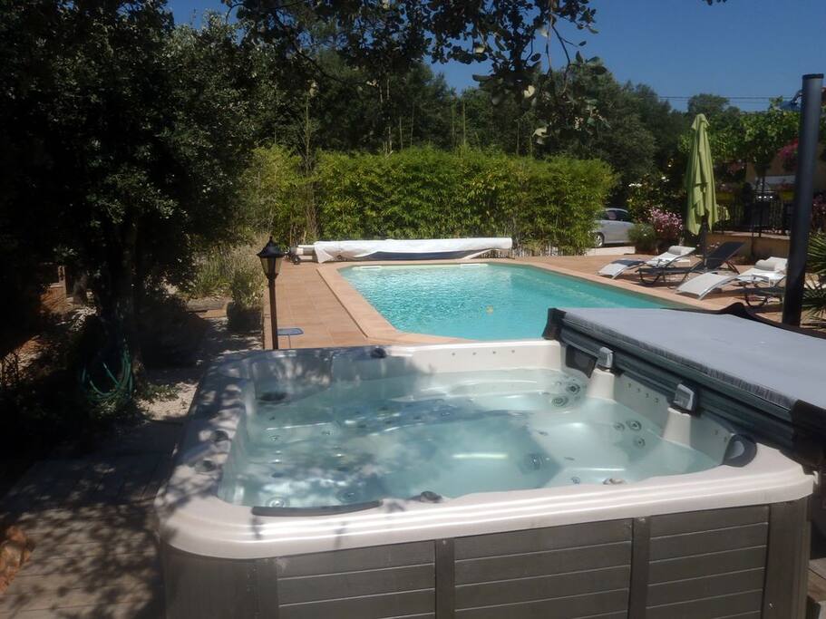 Le jacuzzi 5 places