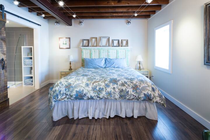 Authentic Heritage Loft Apartment