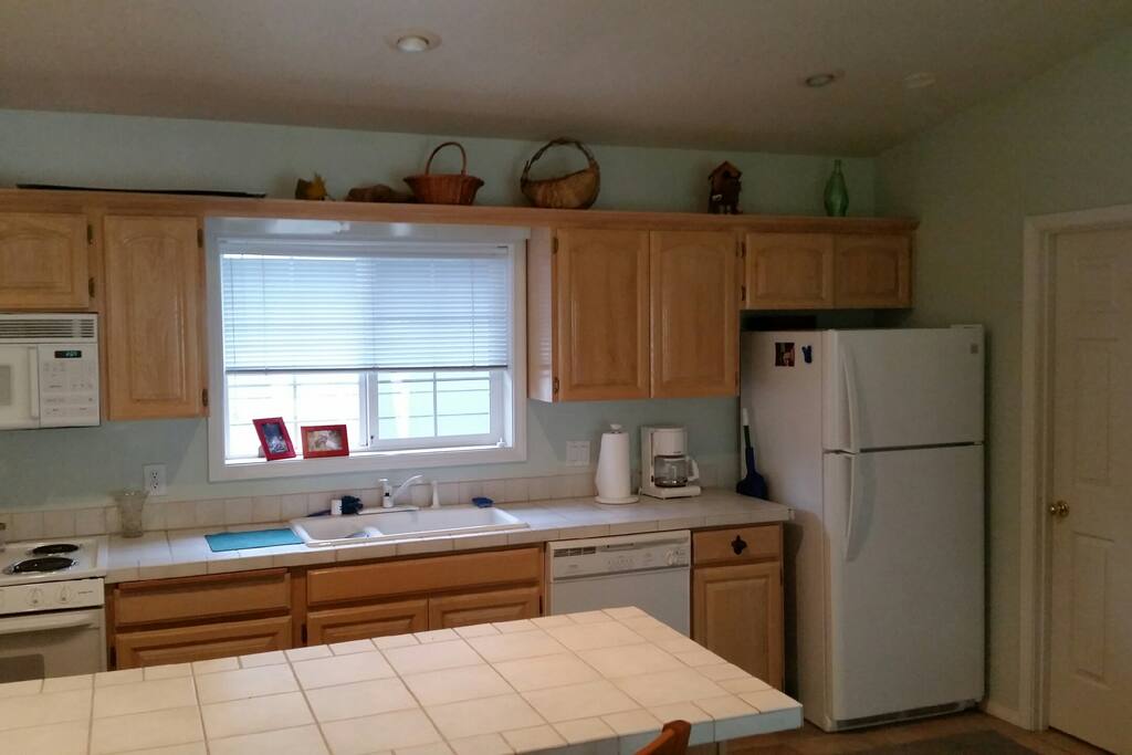 complete full size Kitchen!