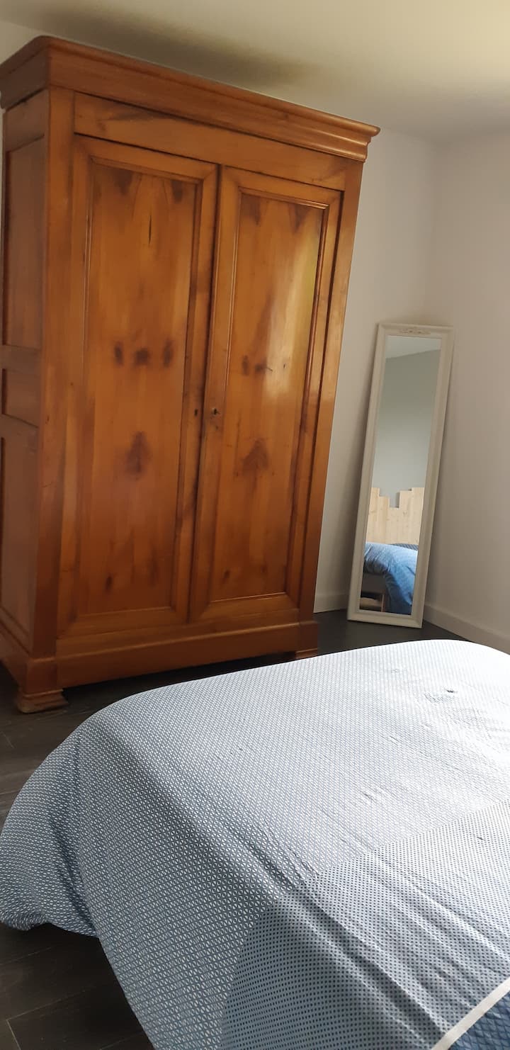 חדר שינה 3, מיטה 140