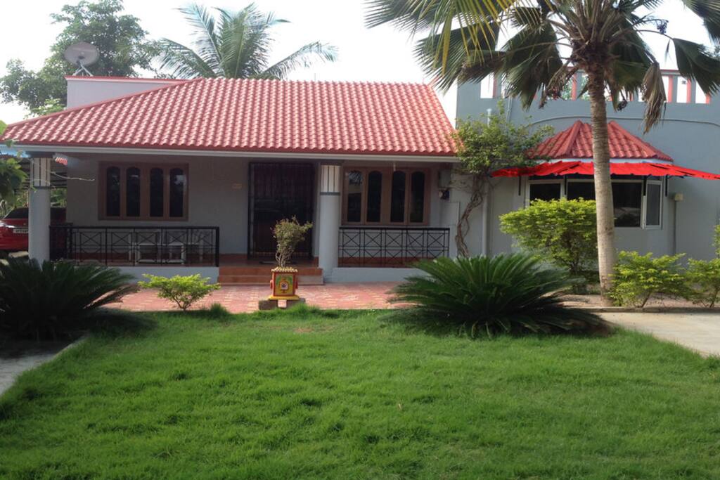 Modern Ac Villa Garden W Yummy Breakfast Bungalows