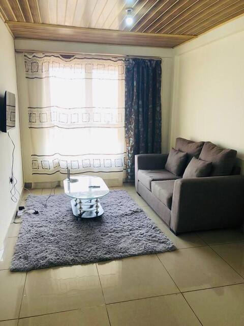 1-bedroom condo with Wi-Fi, Neflix, free parking