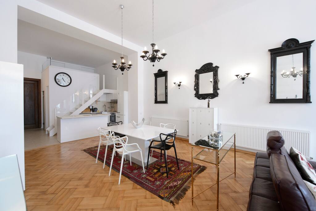 Designer Apt in Historic Building Lofts for Rent in Brașov, Județul