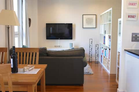 Luxury Modern Studio