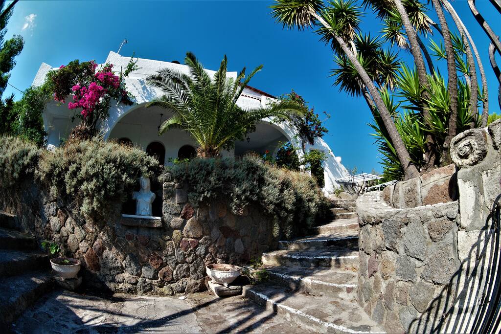 Villa Apolonion