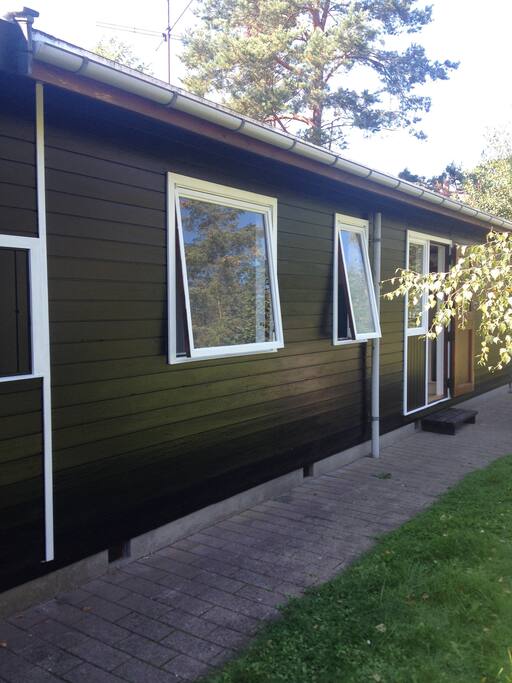 The house from the front.......