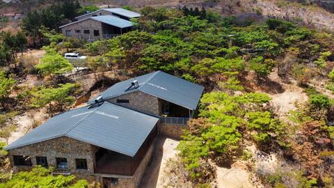 Zumbane Lodges (Gairezi & Mutarazi)