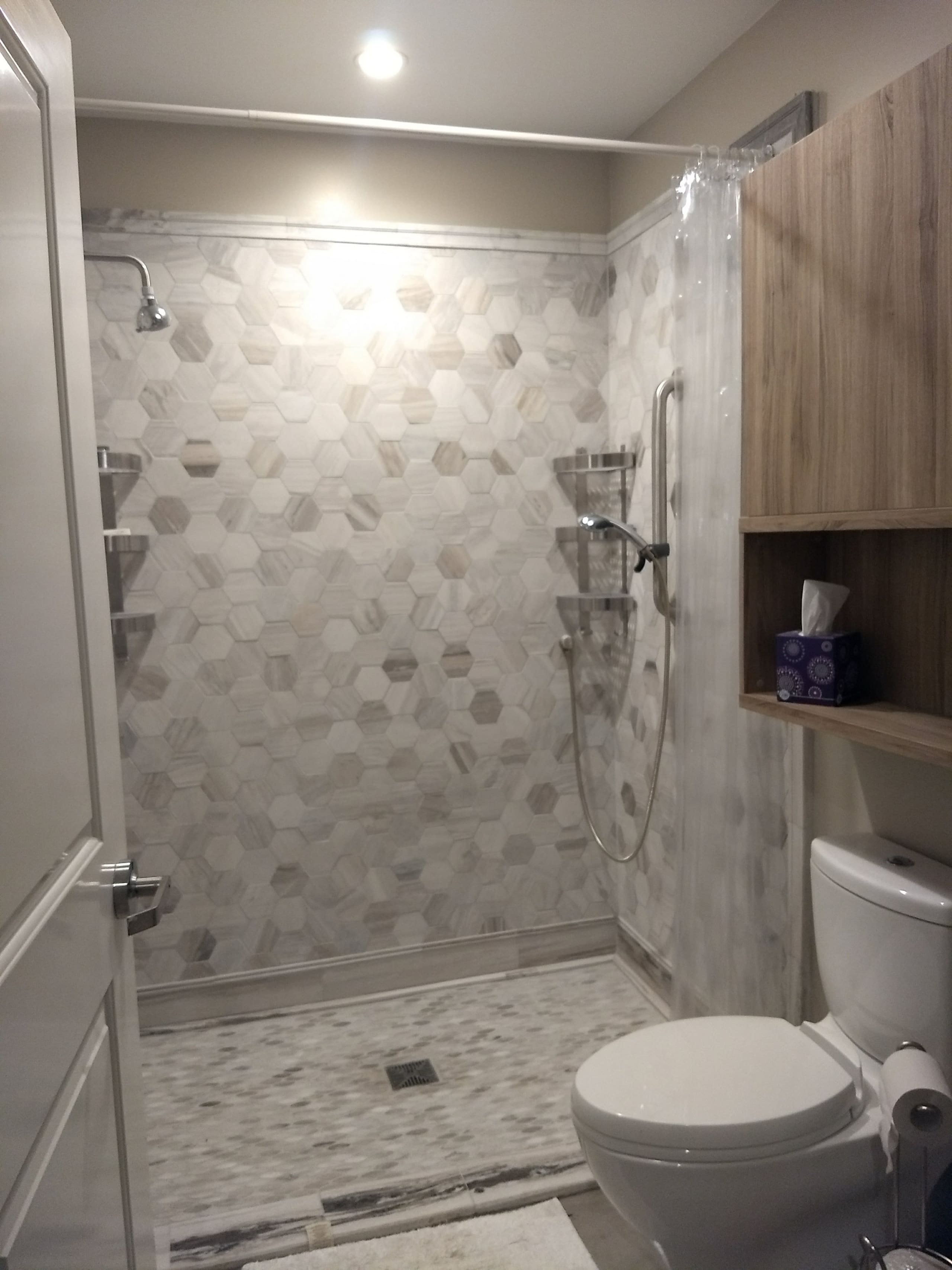 Home in San Francisco · ★4.98 · 1 bedroom · 2 beds · 1 bath - Image 8