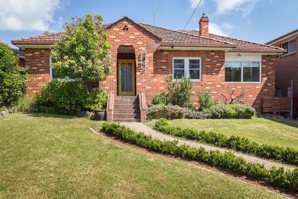 The property is a classically restored and features many Art Deco characteristics.