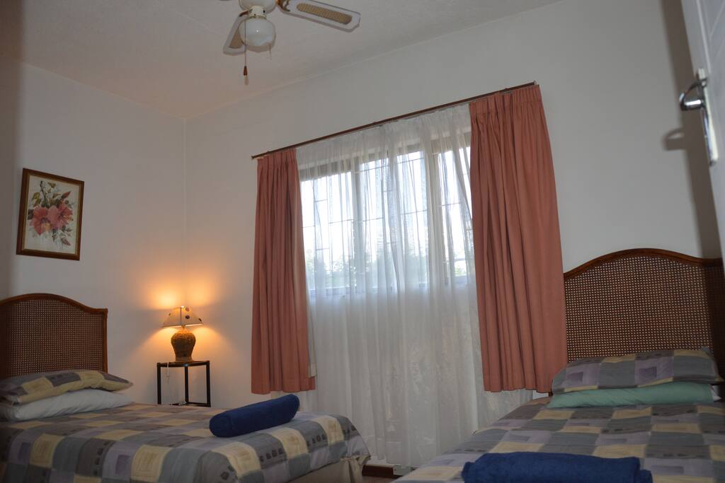 Downstairs bedroom 2 x single beds