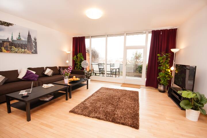 Wenceslas Square Loft B 3-Bedrooms (Old Town) gallery image 3