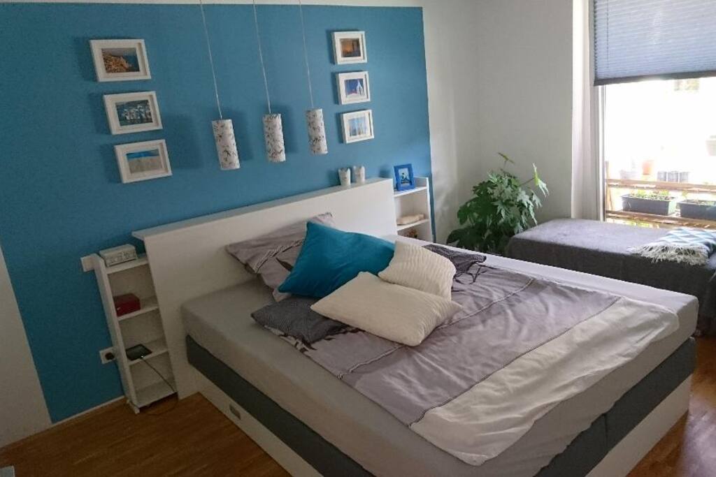 Einladendes Schlafzimmer (Bett 160x200cm)