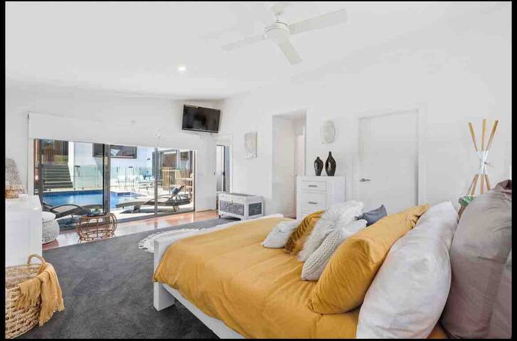 St Johns Escape Blairgowrie gallery image 2