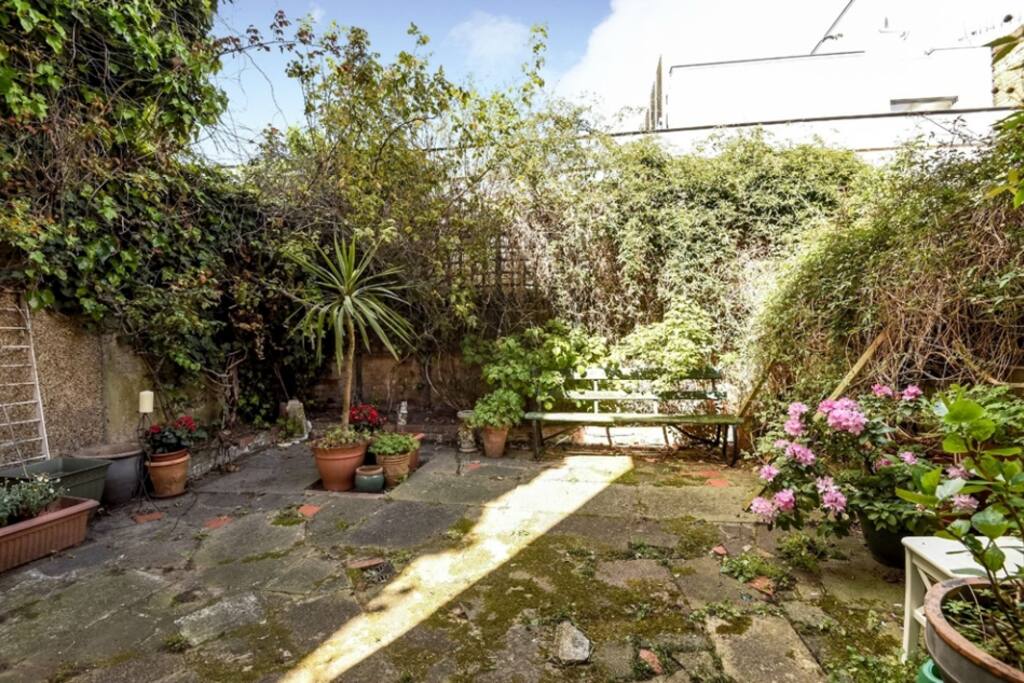 Private garden