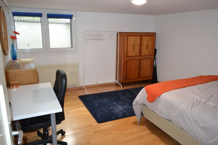 Cosy Room close to Basel