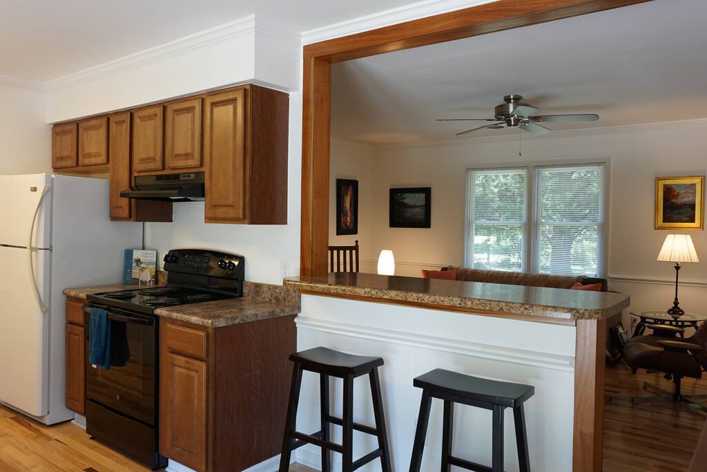 Kitchen pass through to living room.