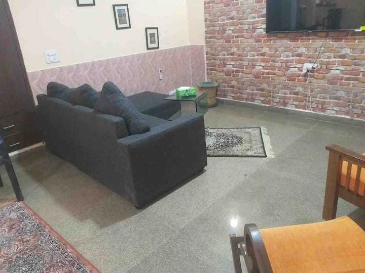 Taj View Apartment —Sweet Home Away From Home - Agra