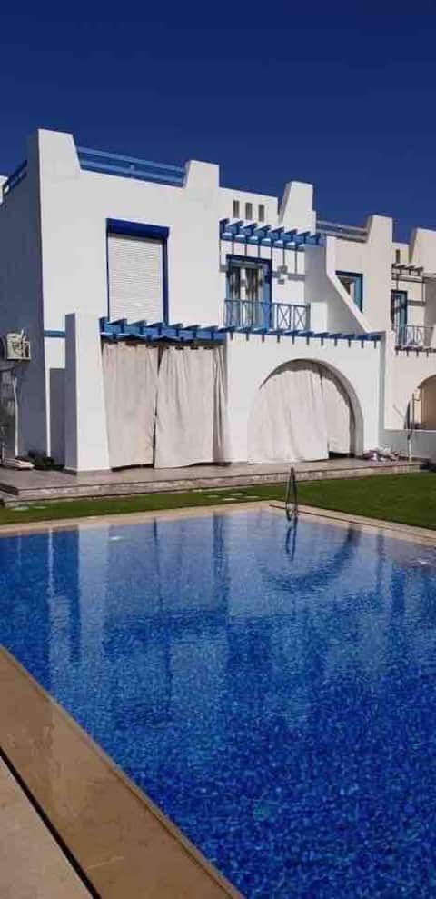 Home, Private Pool @Mountain View, North Coast