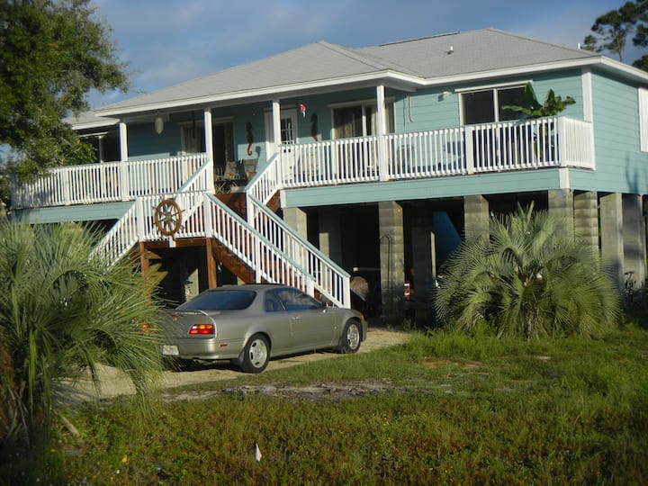 Beautiful Gulf Breeze Home With Bay Views - Gulf Breeze, FL