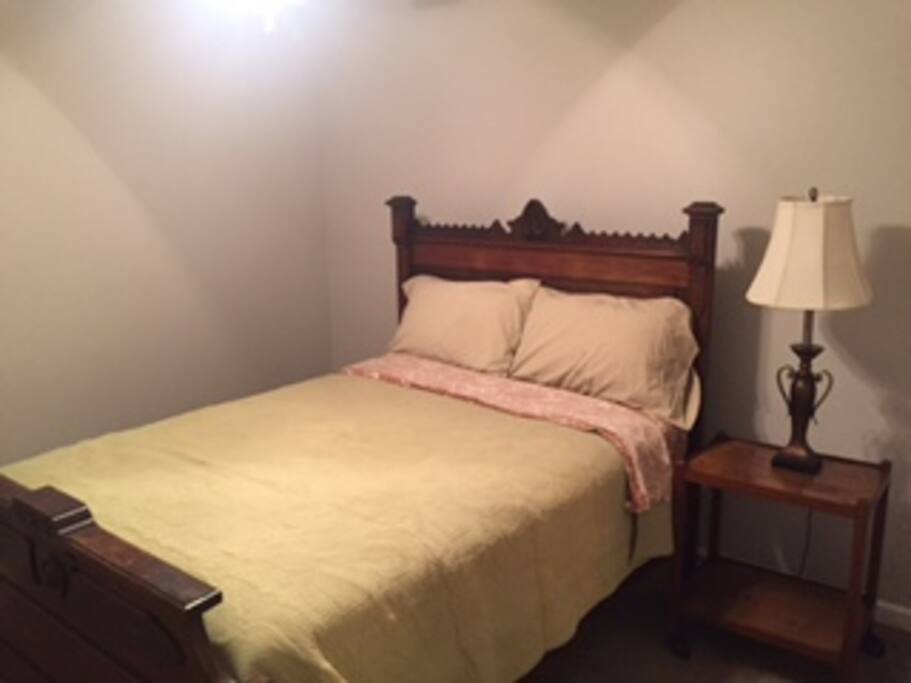 Guest bedroom