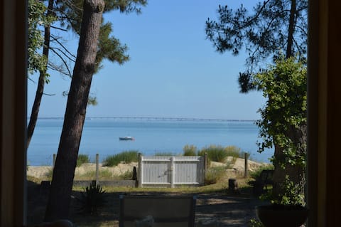 Waterfront spacious property