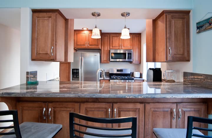 Walking Distance To Del Mar Racetrack And Beach - Del Mar, CA