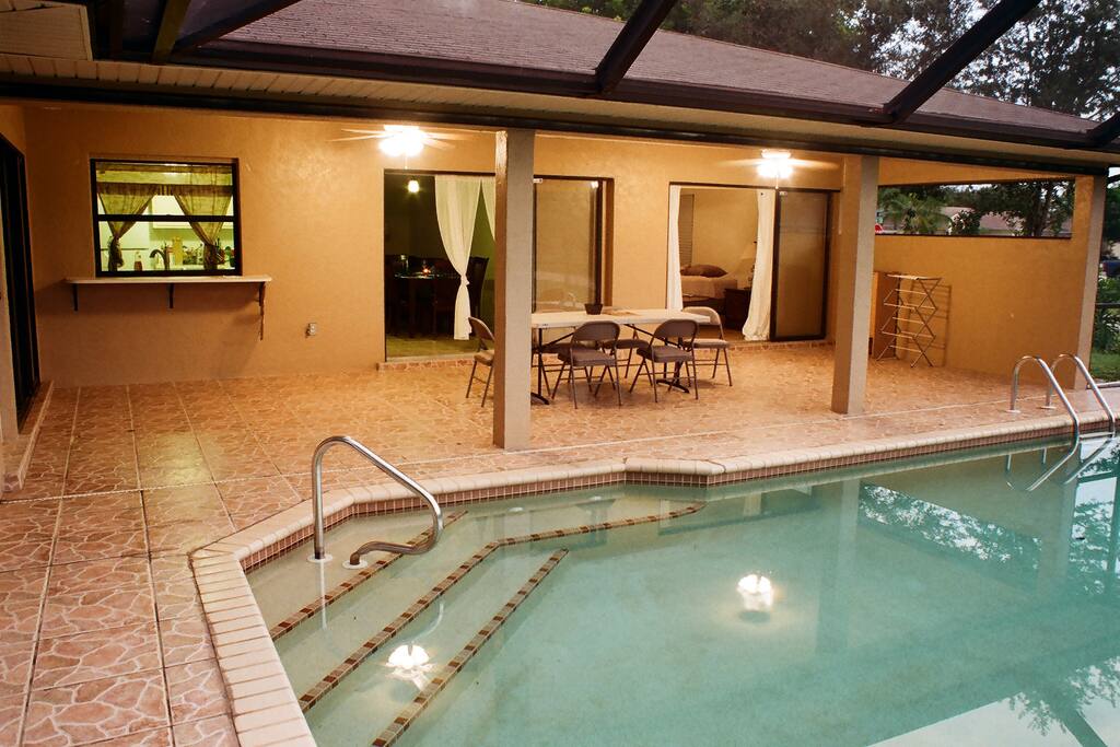 screened patio lanai