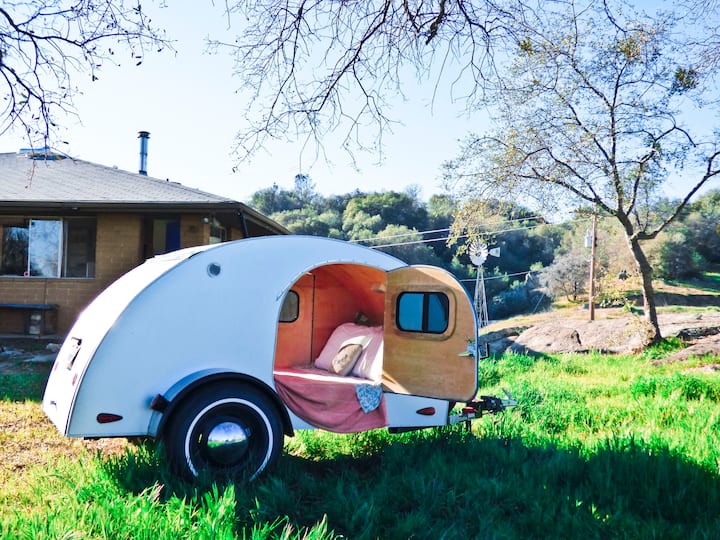 Teardrop Trailer // Yosemite Region