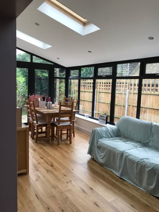 Conservatory/dining