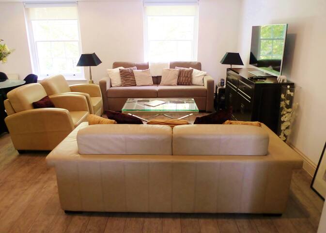 Luxury 3bed 3bath AC HollandPk/NottHill/Kensington gallery image 3