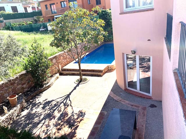 Amazing House in Begur