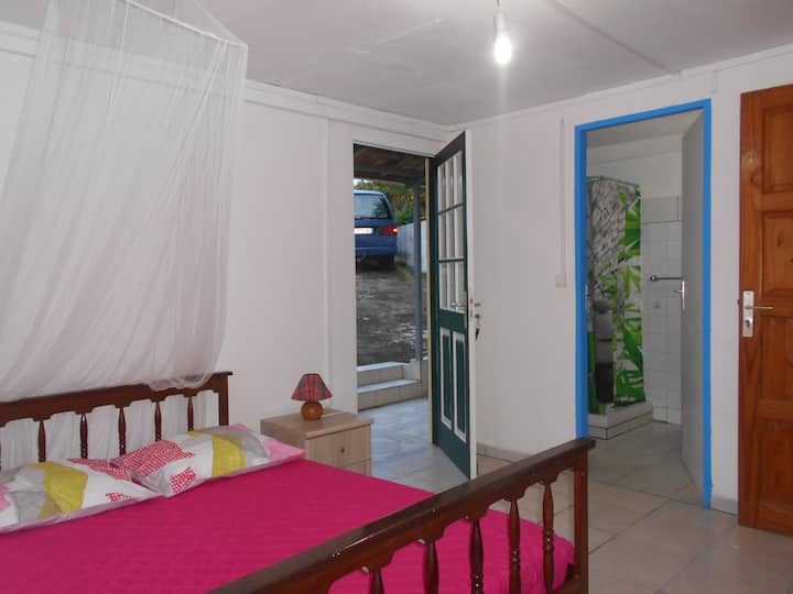 Bedroom 1 and its bathroom.